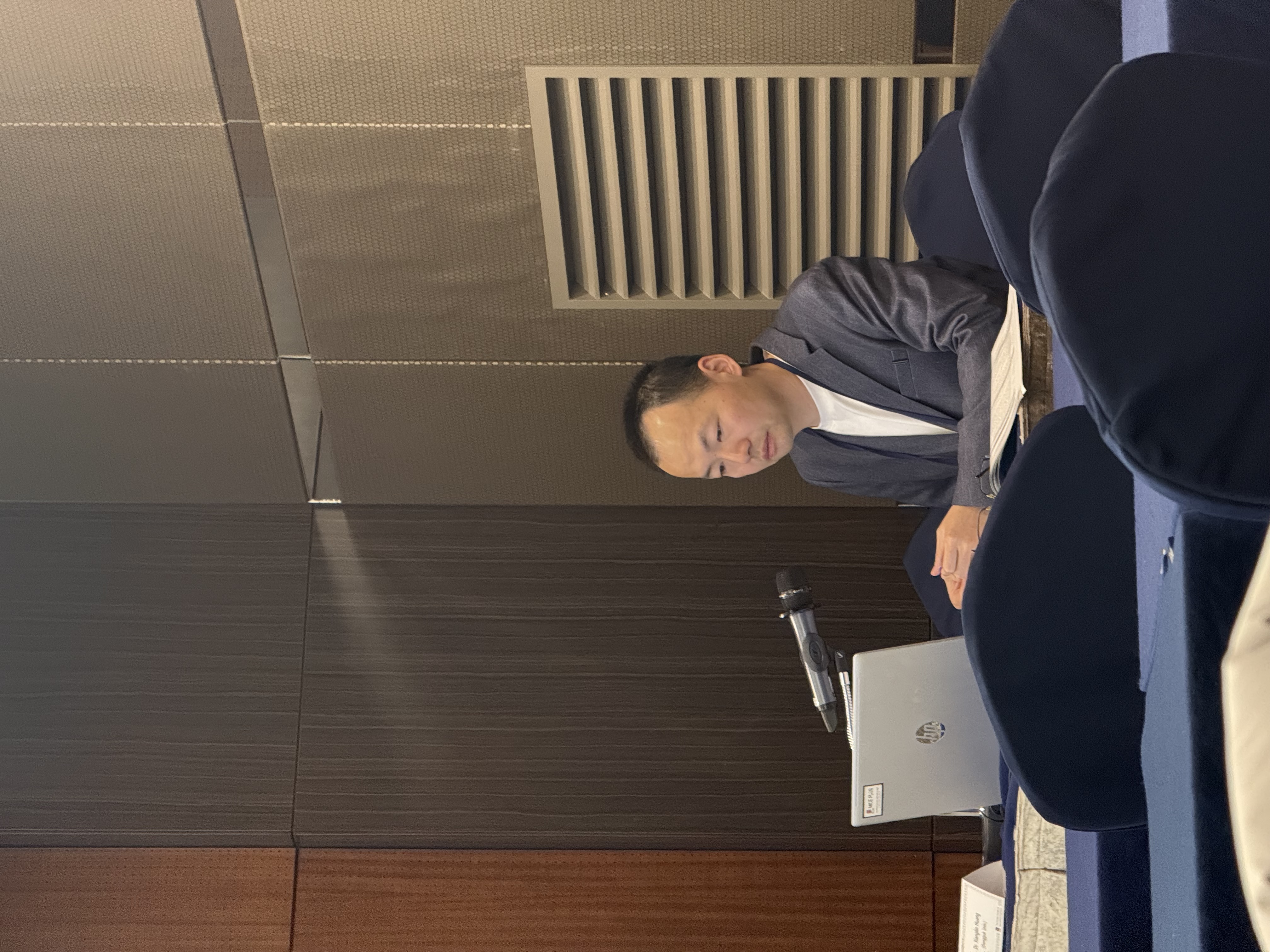 ETME 2025 — Session Host